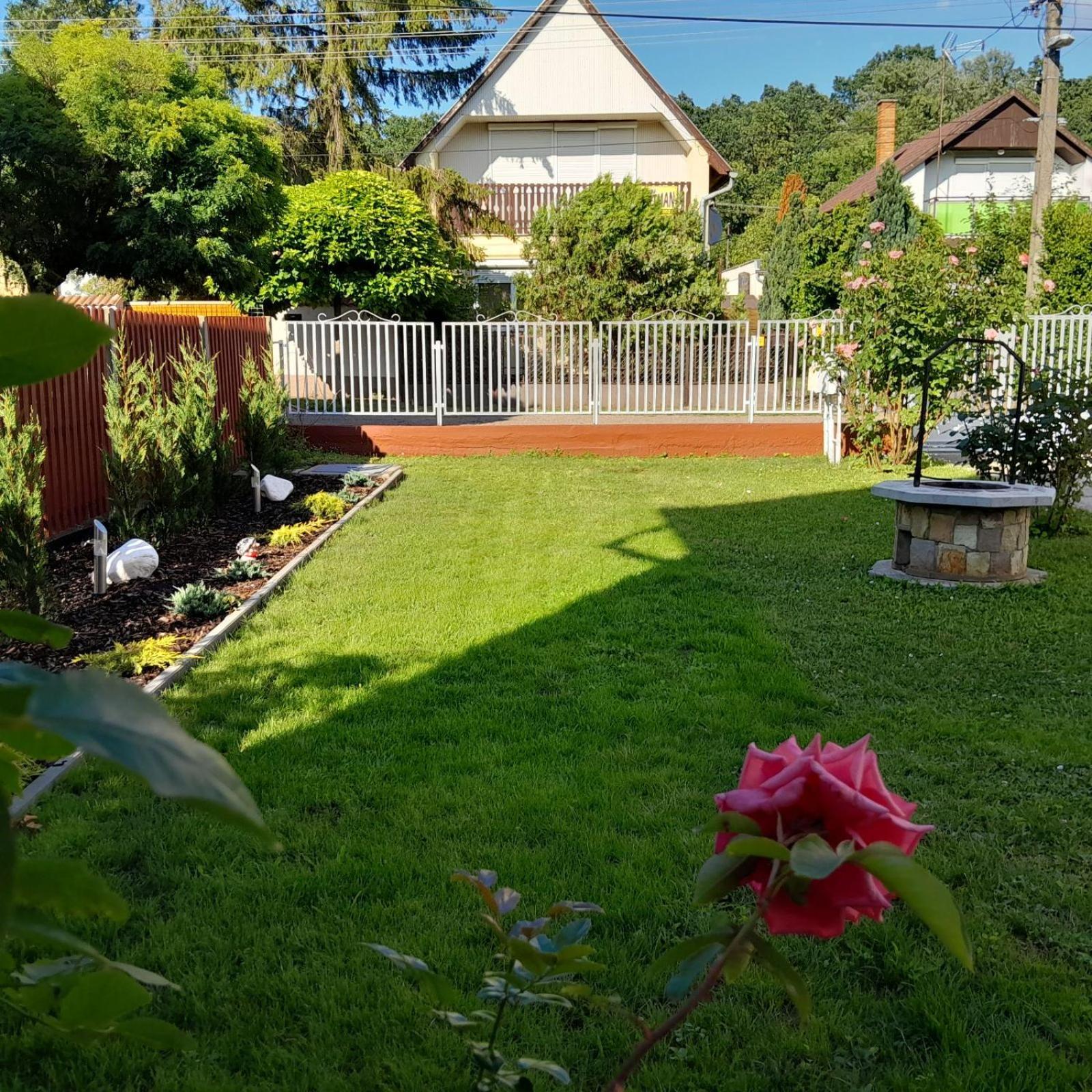Edit Ház Hajdúszoboszló Buitenkant foto